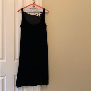 Evening velvet midi dress